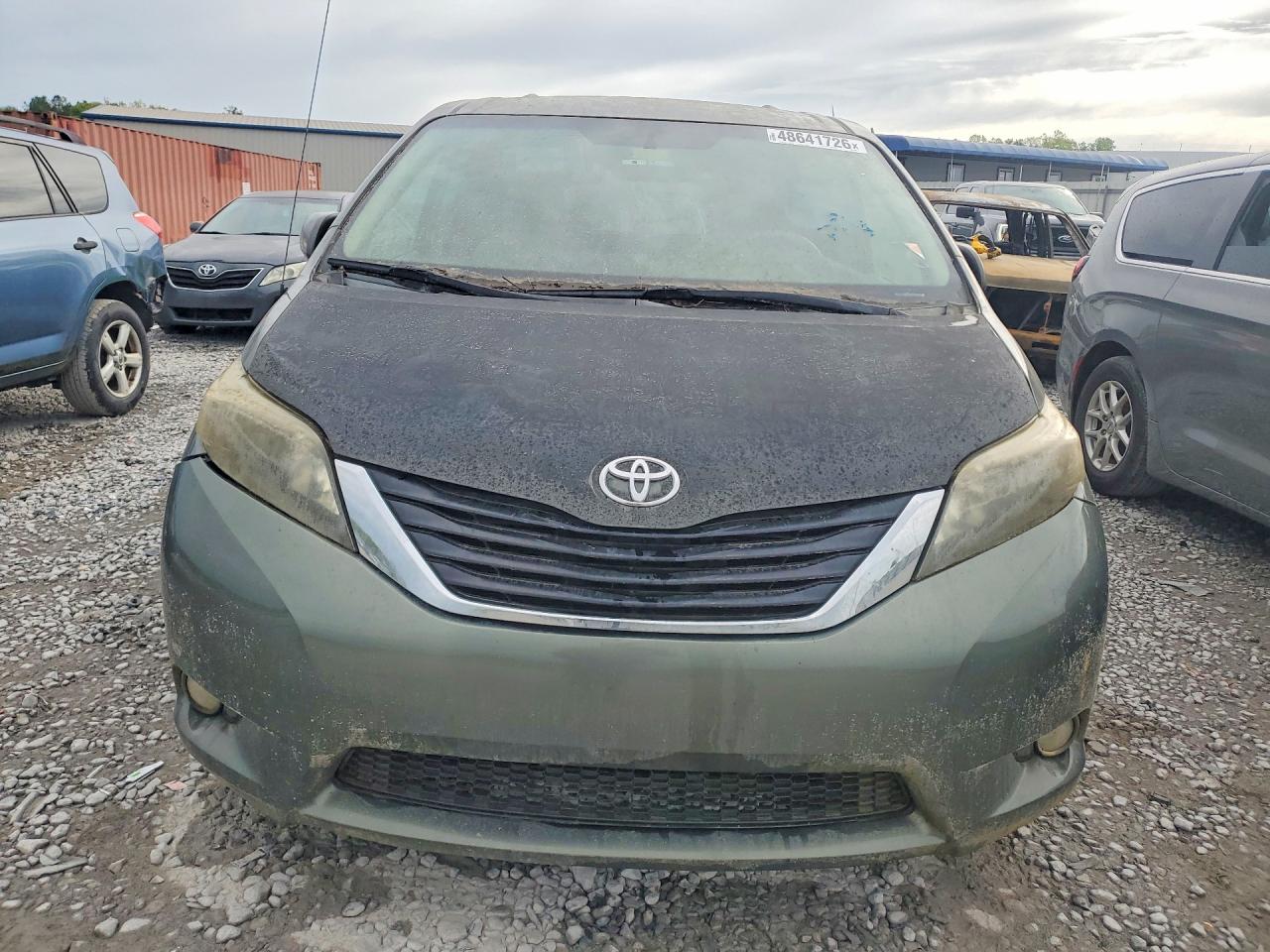 Toyota Sienna Le 7-passenger