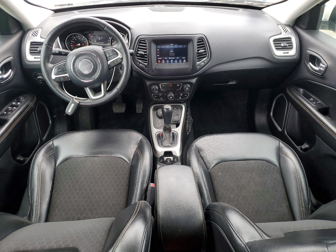 Jeep Compass Latitude