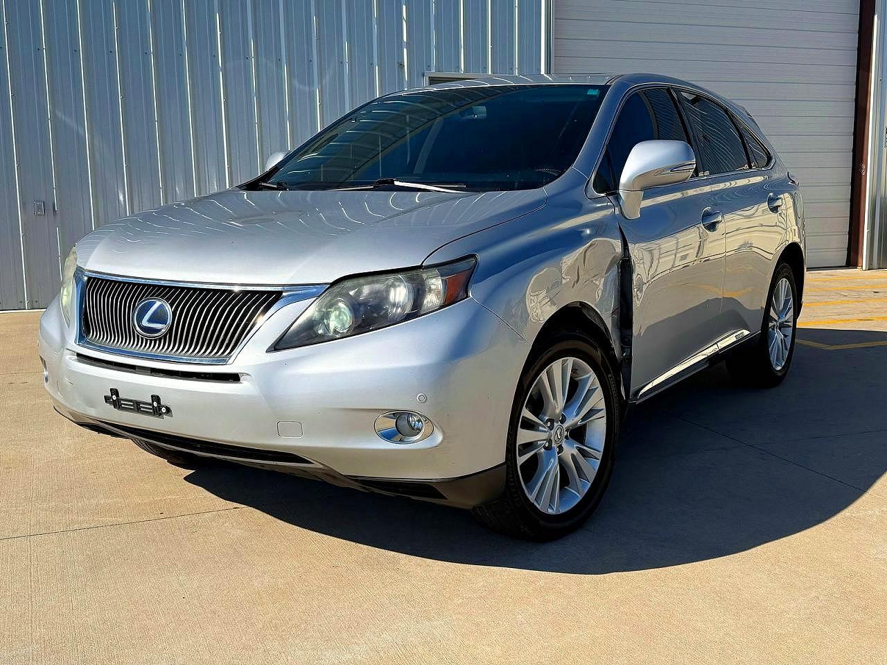 Lexus RX Base