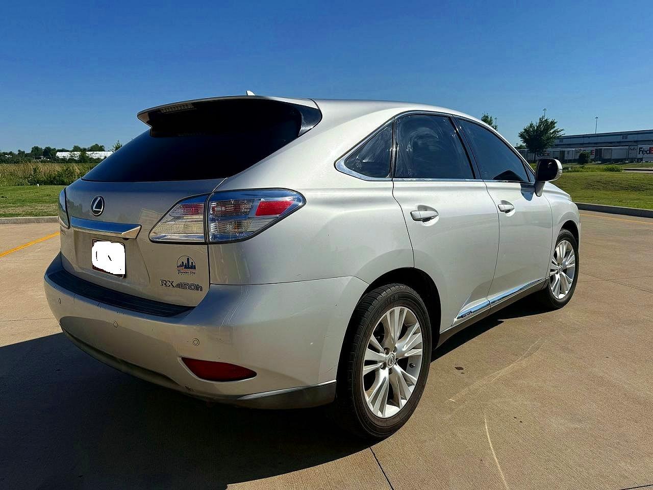 Lexus RX Base