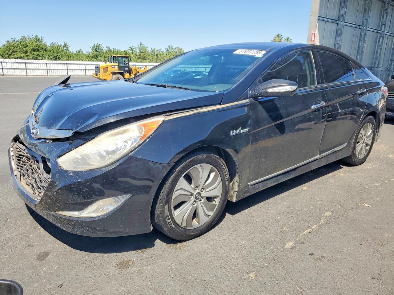 Salvage Hyundai SONATA Image