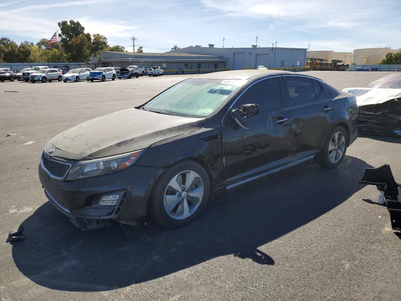Salvage Kia Optima Image