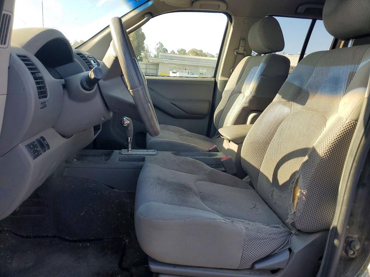 Nissan Frontier