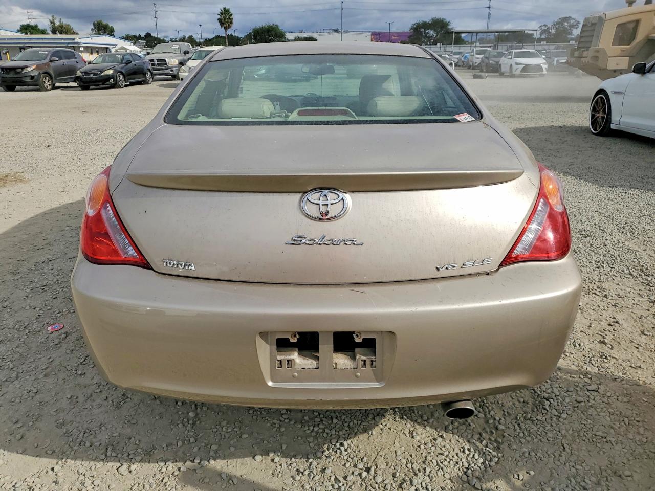 Toyota Camry Sle V6