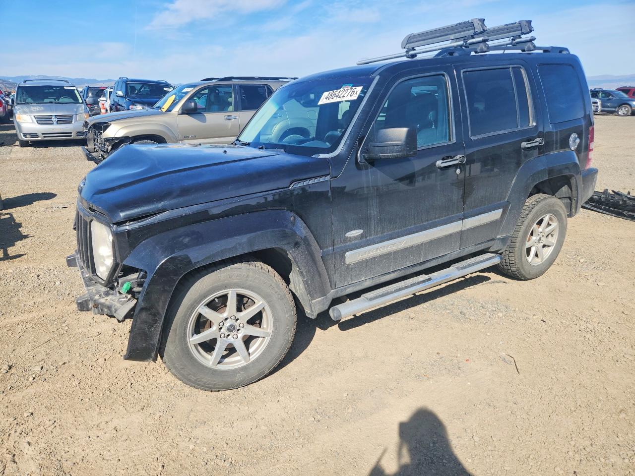 Salvage Jeep Liberty Image