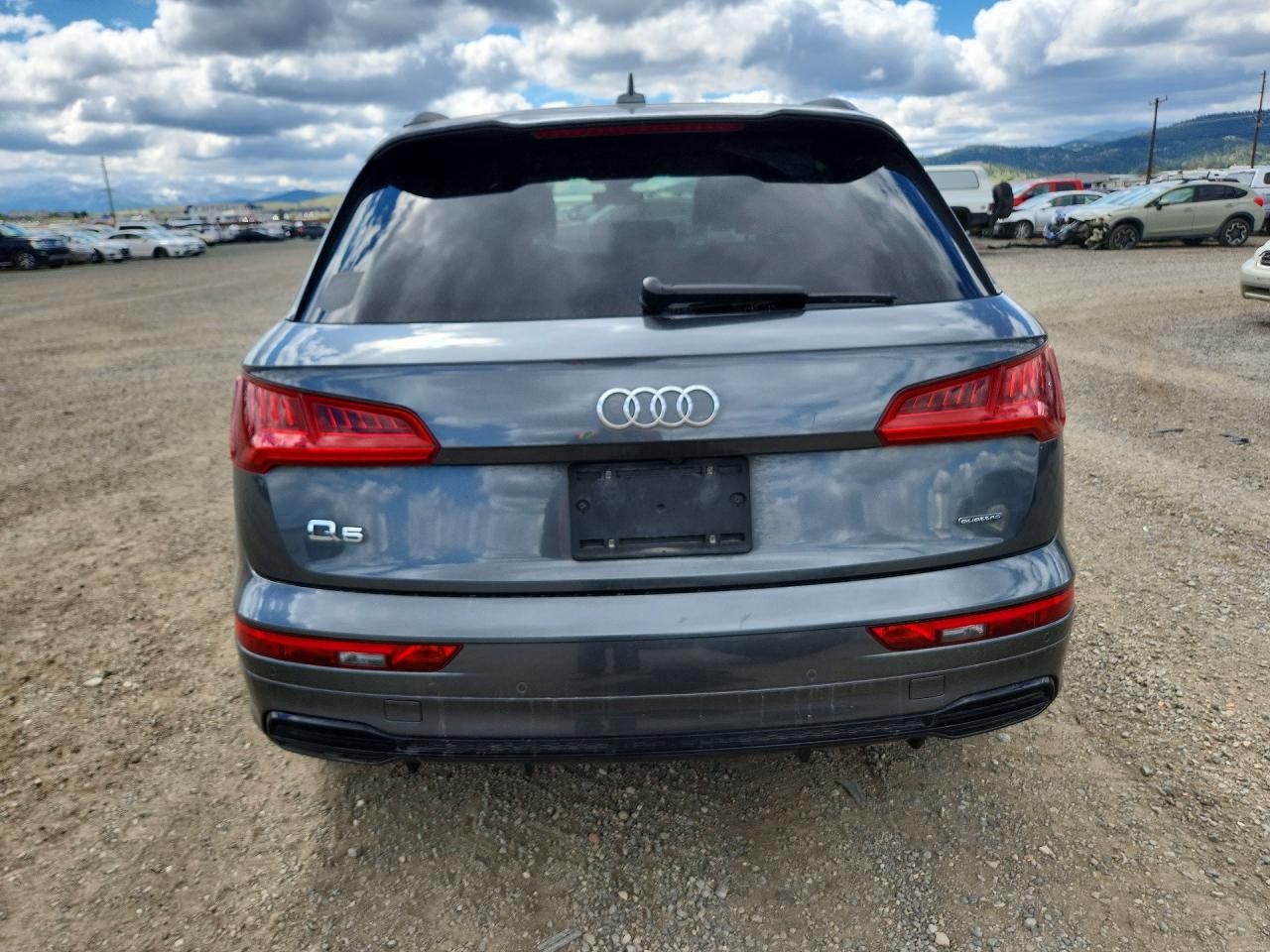 Audi Q5 Titanium Premium Plus