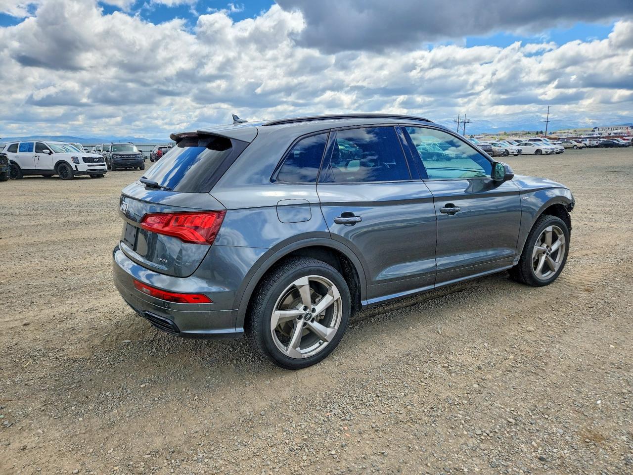 Audi Q5 Titanium Premium Plus