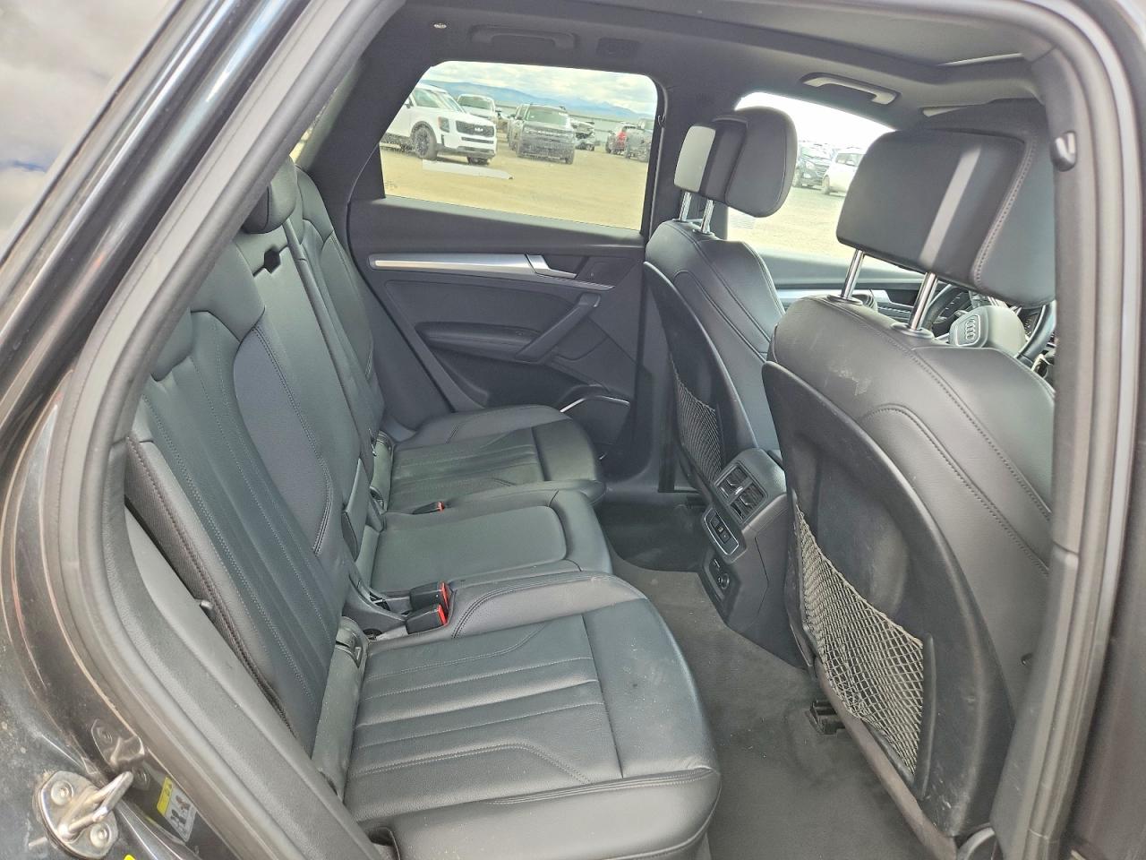 Audi Q5 Titanium Premium Plus