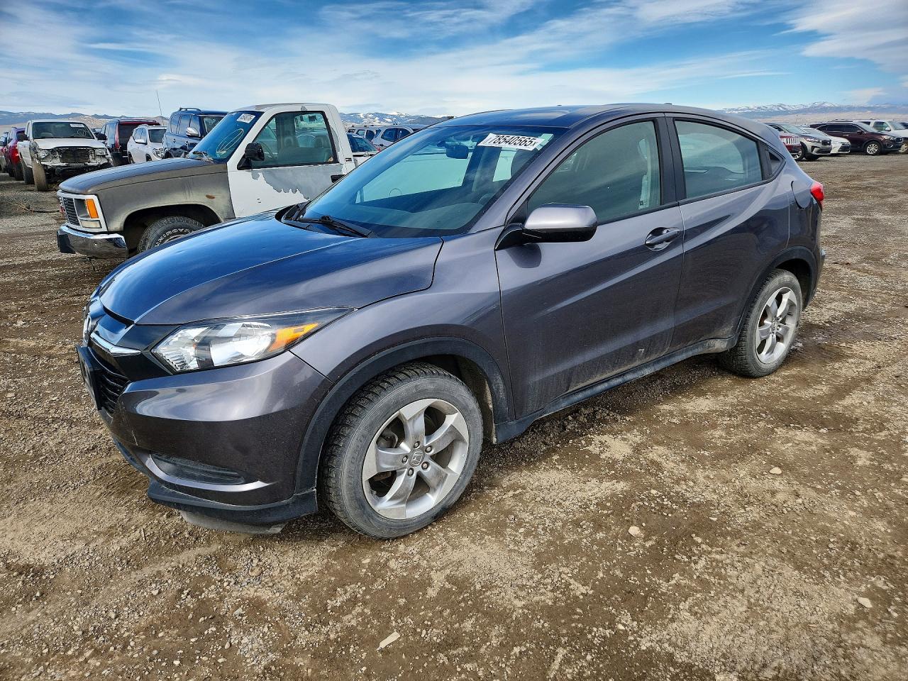 Salvage Honda HR-V Image
