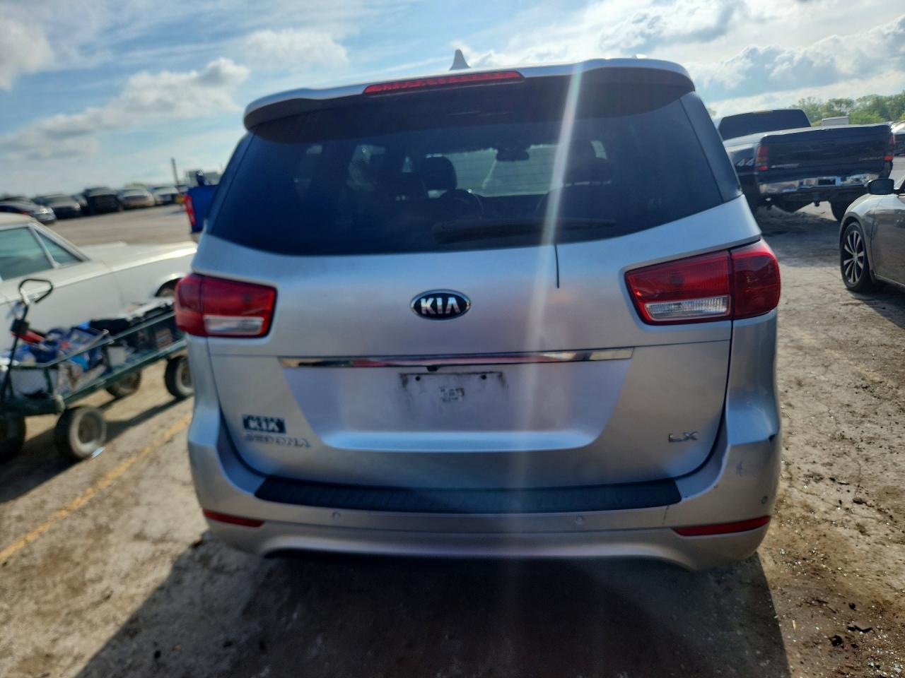 Kia Sedona Lx