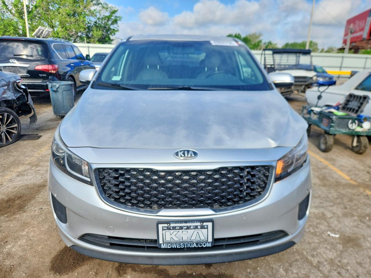 Kia Sedona Lx