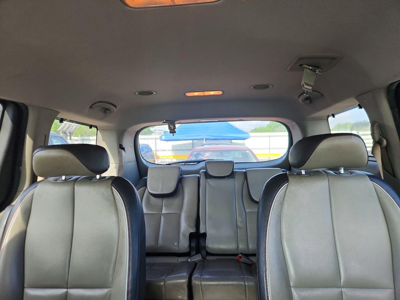 Kia Sedona Lx