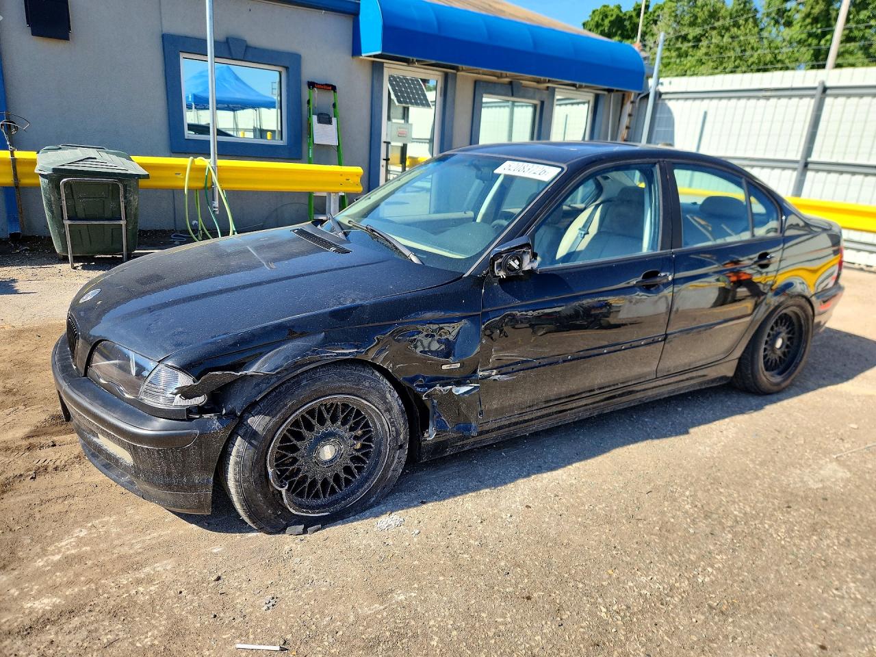 Salvage BMW 3 Series Image