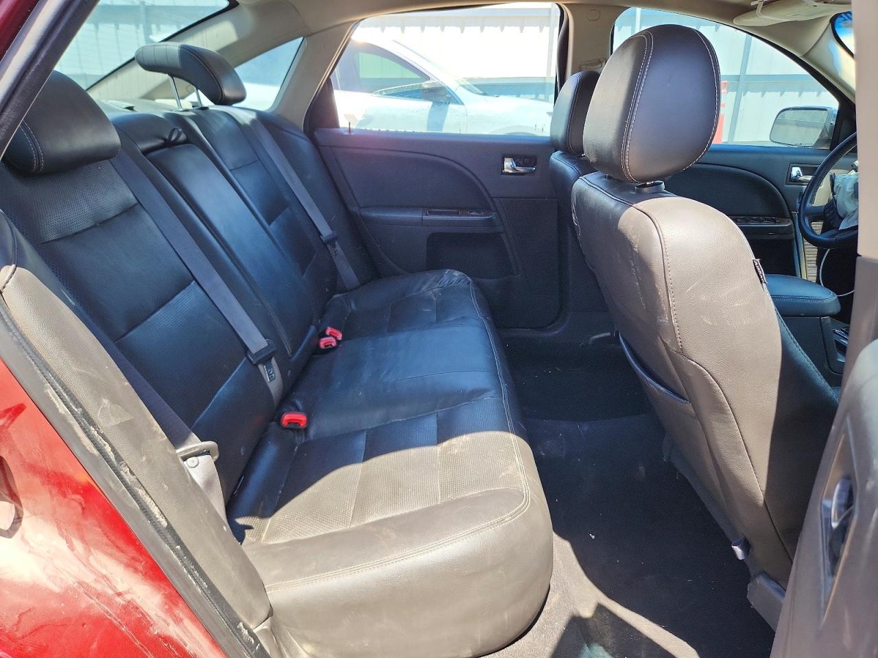 Ford Taurus Limited