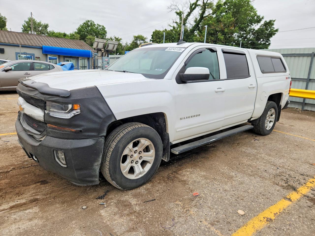 Salvage Chevrolet Silverado Image