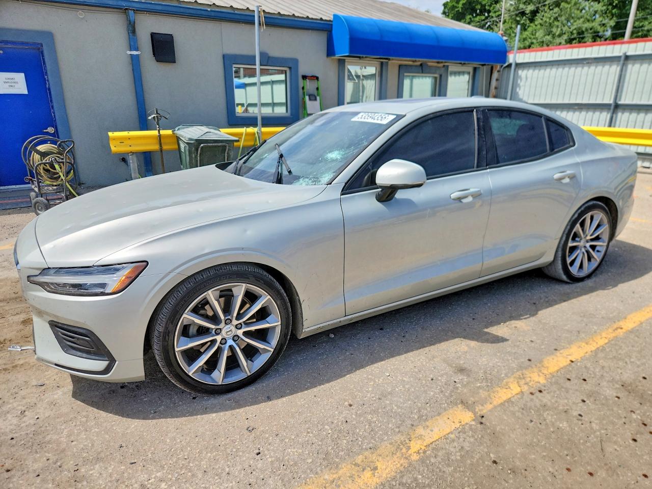 Salvage Volvo S60 Image