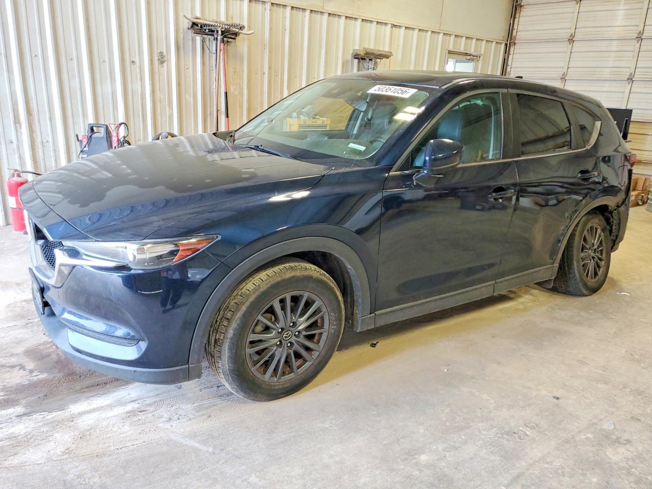 Salvage Mazda Cx Image