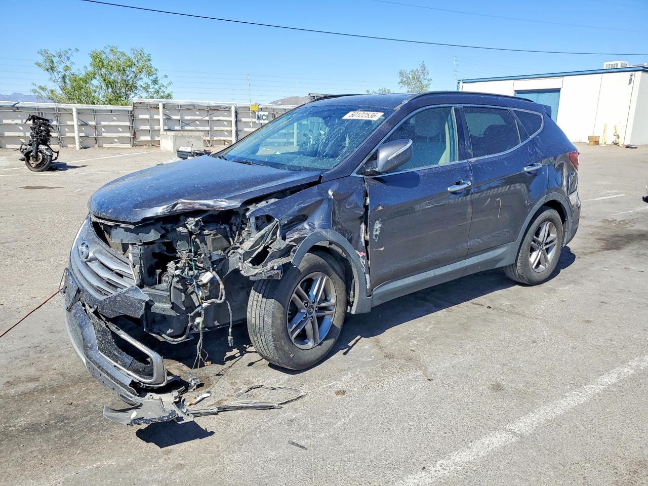 Salvage Hyundai SANTA FE Image
