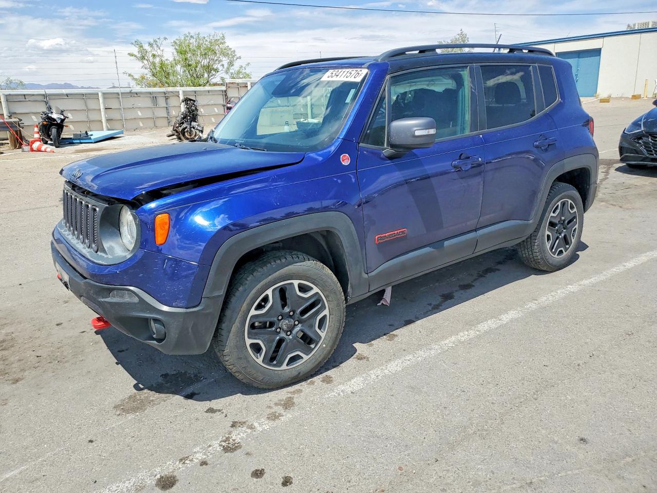 Salvage Jeep Renegade Image