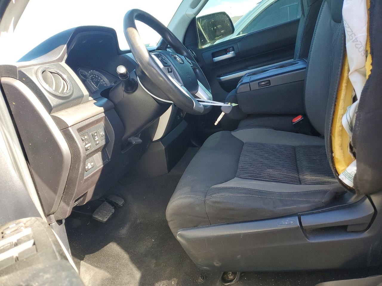 Toyota Tundra Sr5