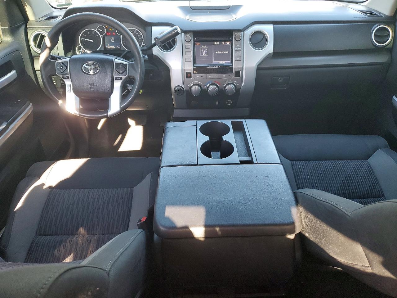 Toyota Tundra Sr5