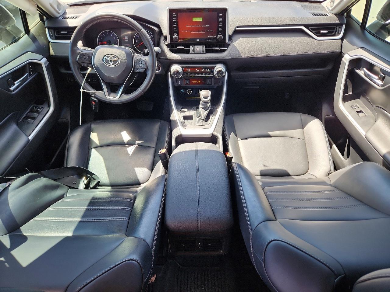 Toyota RAV4 Xle Premium
