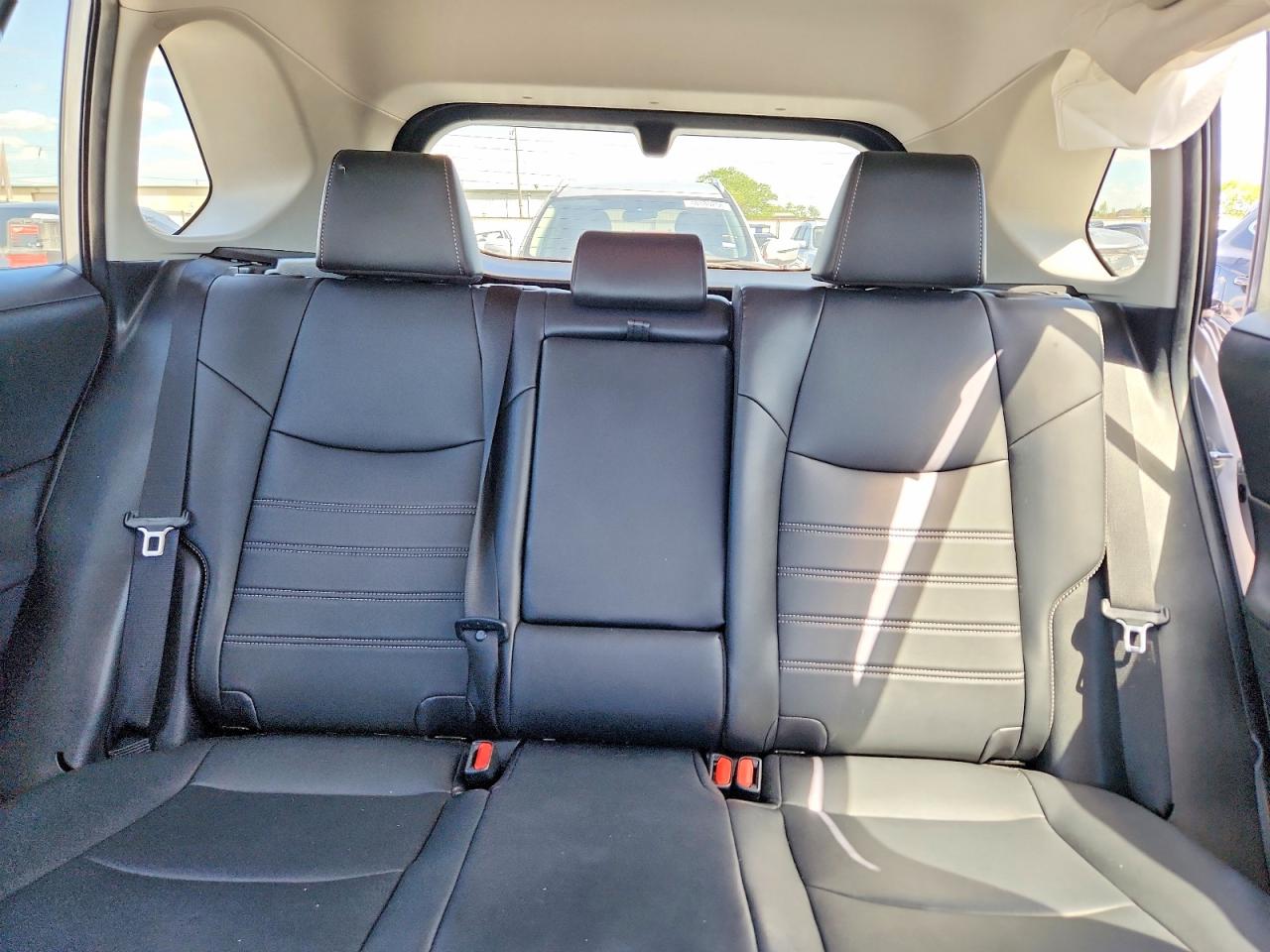 Toyota RAV4 Xle Premium
