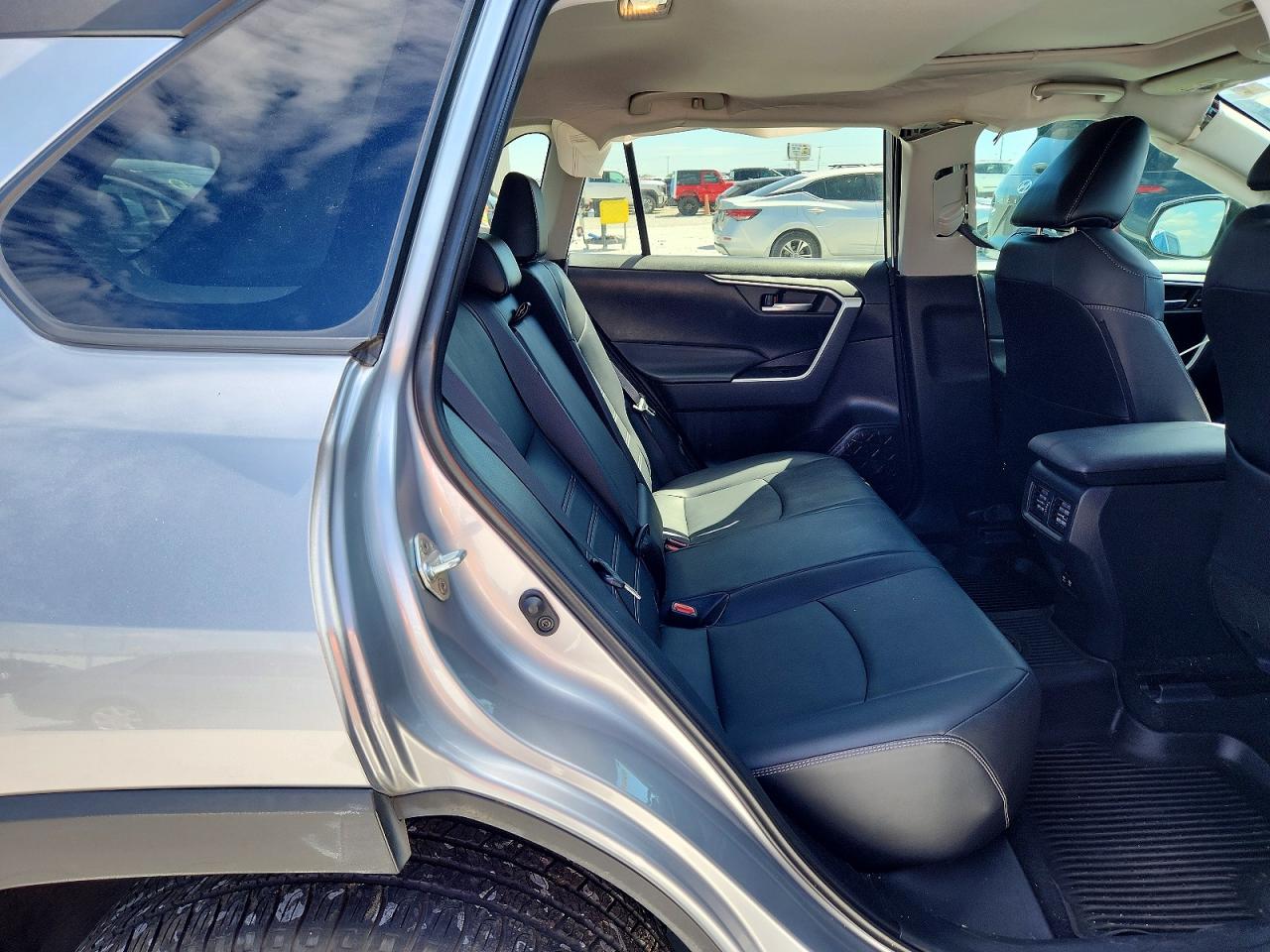 Toyota RAV4 Xle Premium