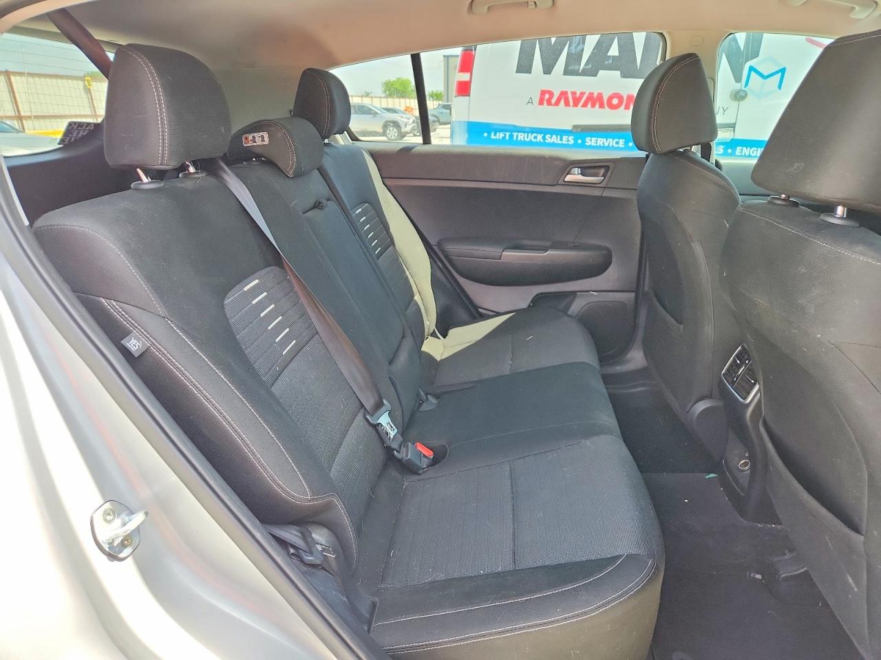 Kia Sportage Lx