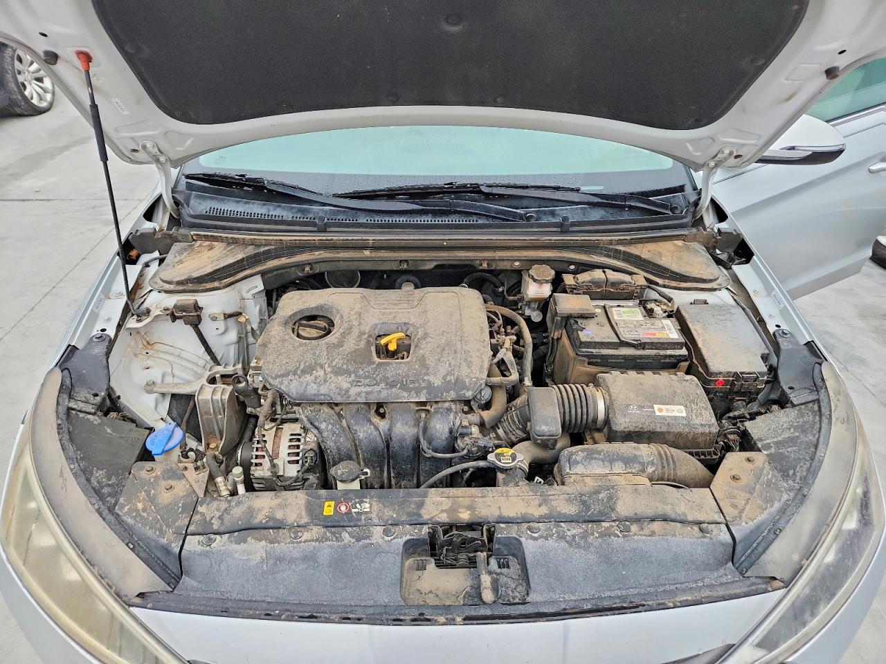 Hyundai ELANTRA Limited