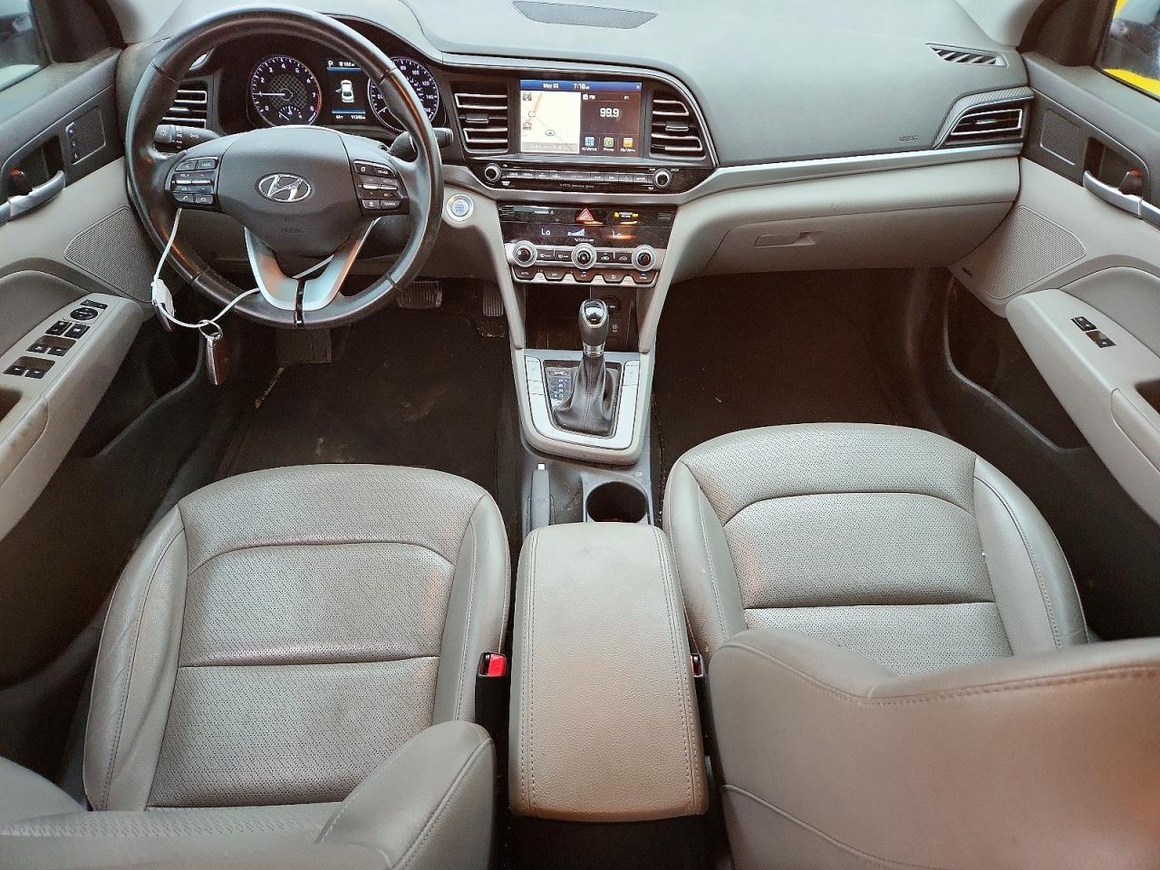 Hyundai ELANTRA Limited