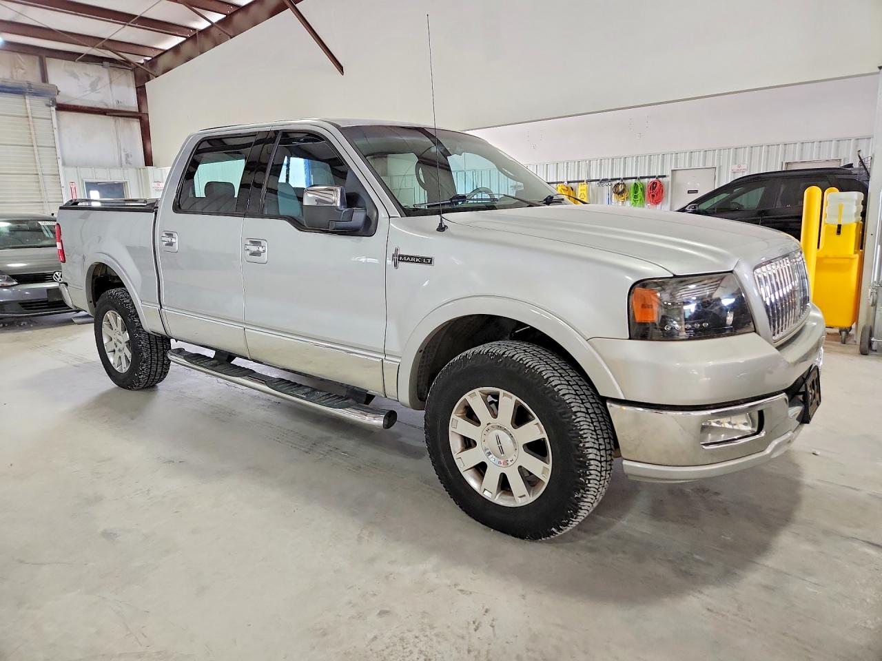 Lincoln Mark LT