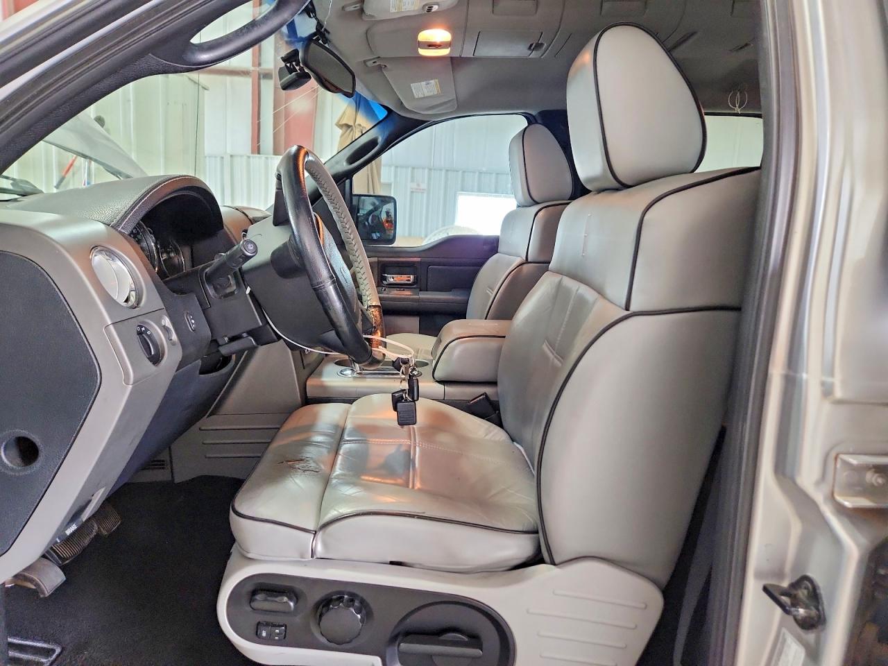 Lincoln Mark LT