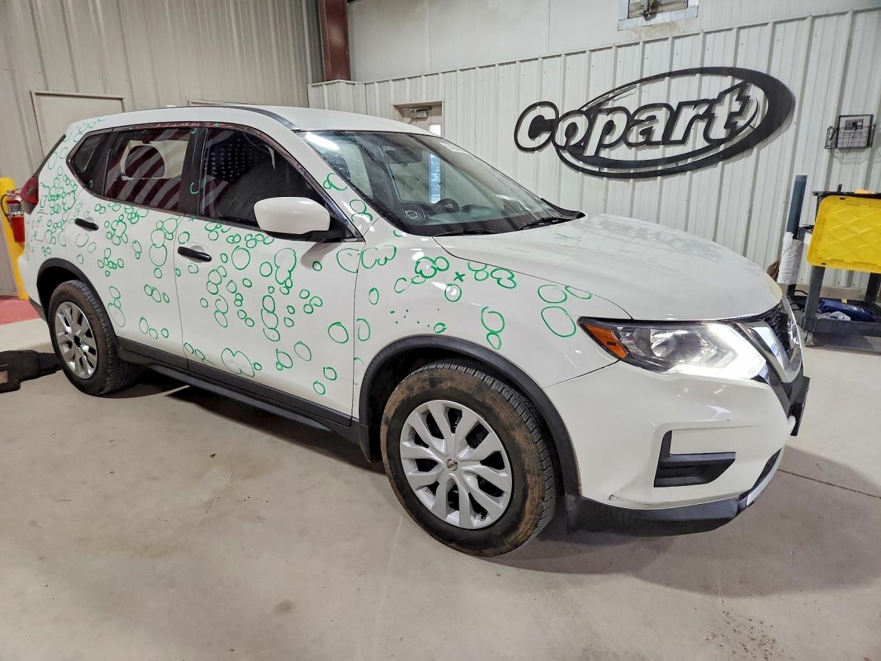 Nissan Rogue S