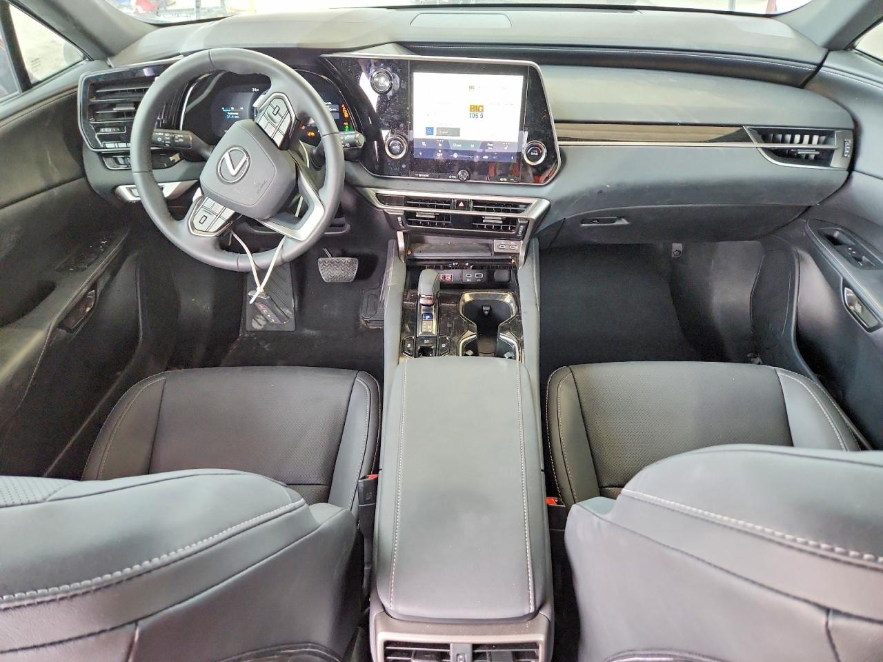 Lexus RX Base