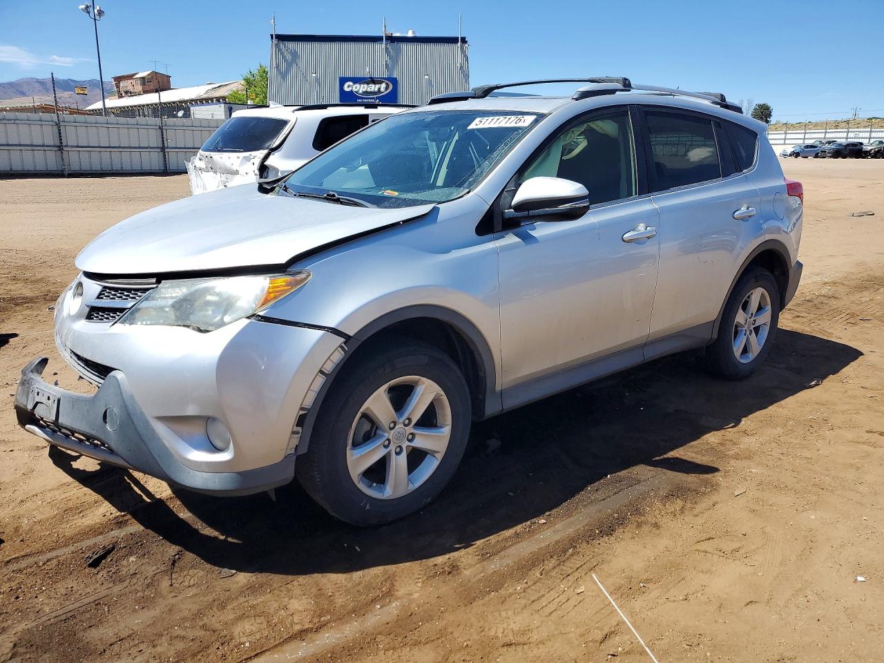 Salvage Toyota RAV4 Image