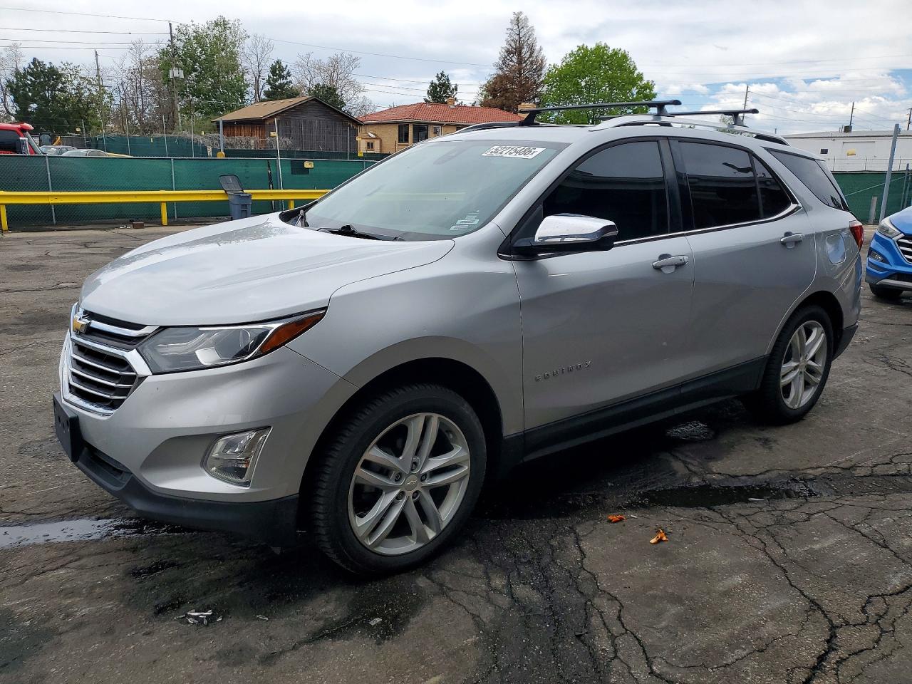 Salvage Chevrolet Equinox Image
