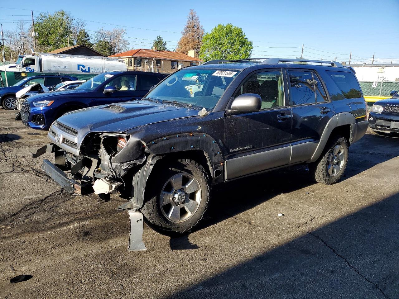 Salvage Toyota 4Runner Image