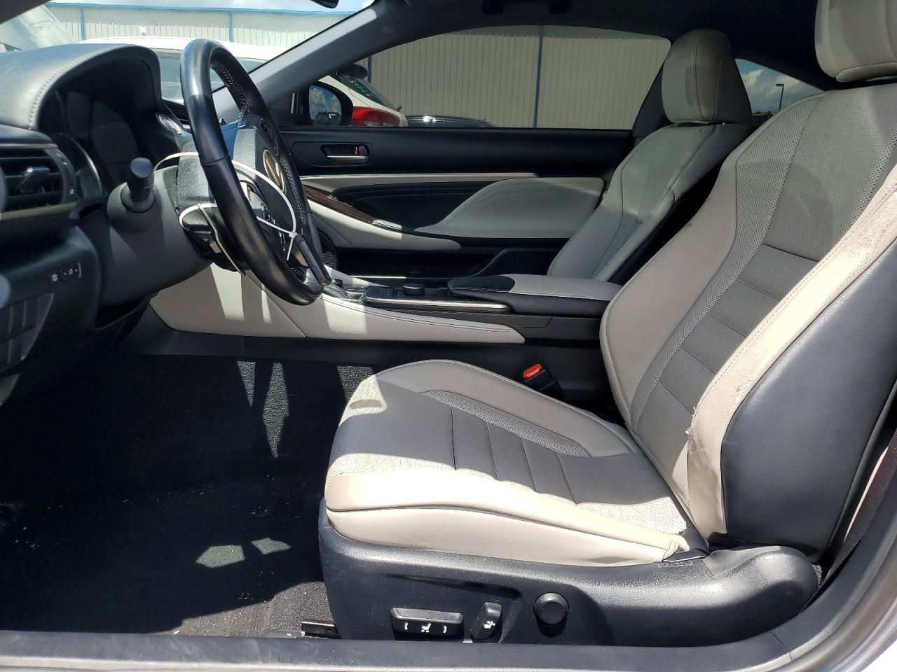 Lexus Rc 200t