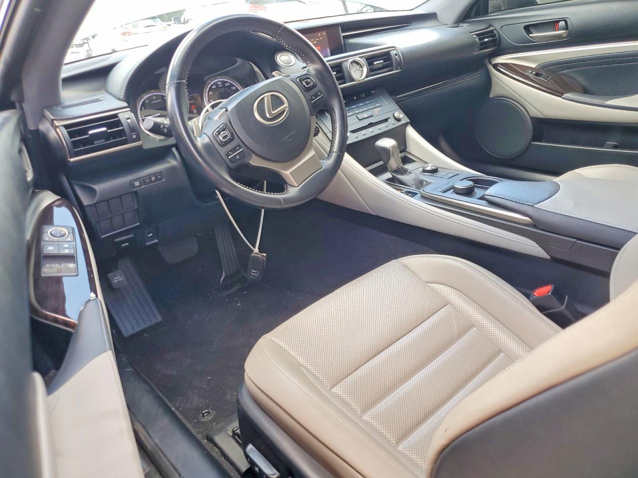 Lexus Rc 200t