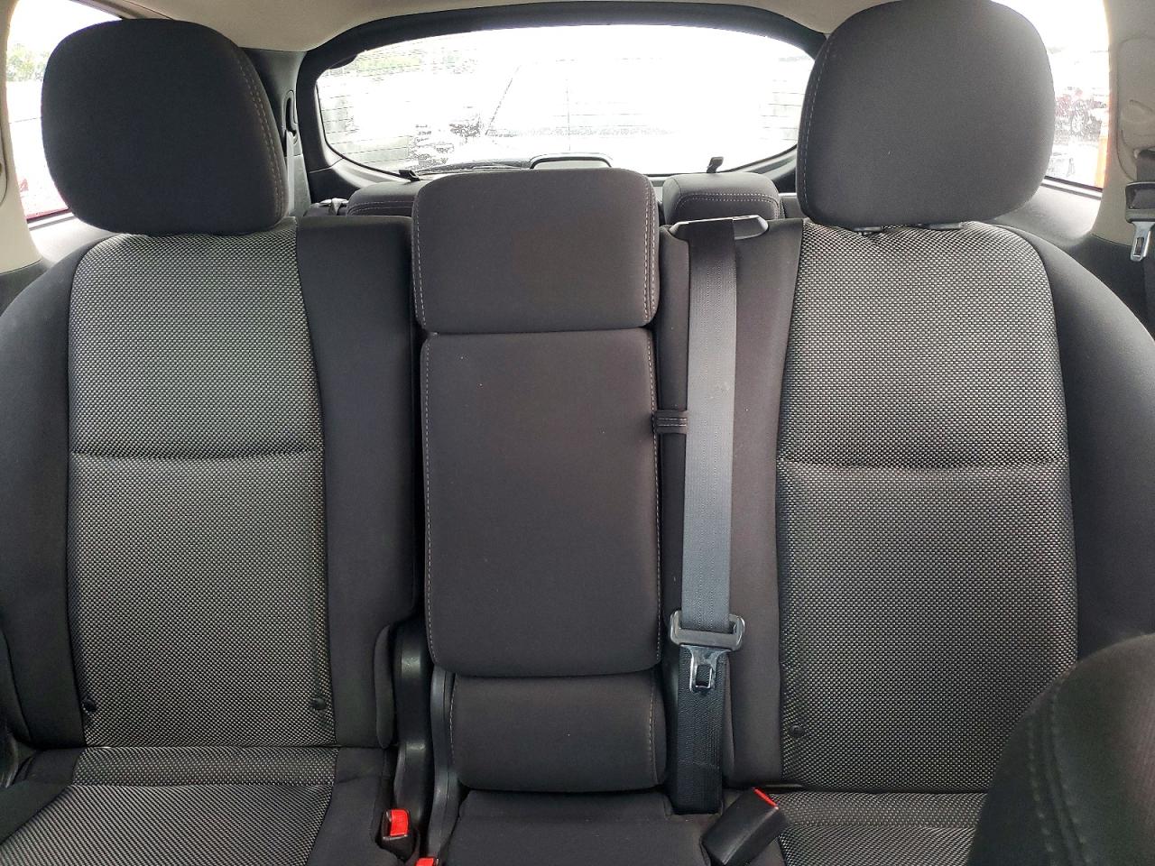 Nissan Pathfinder Sv