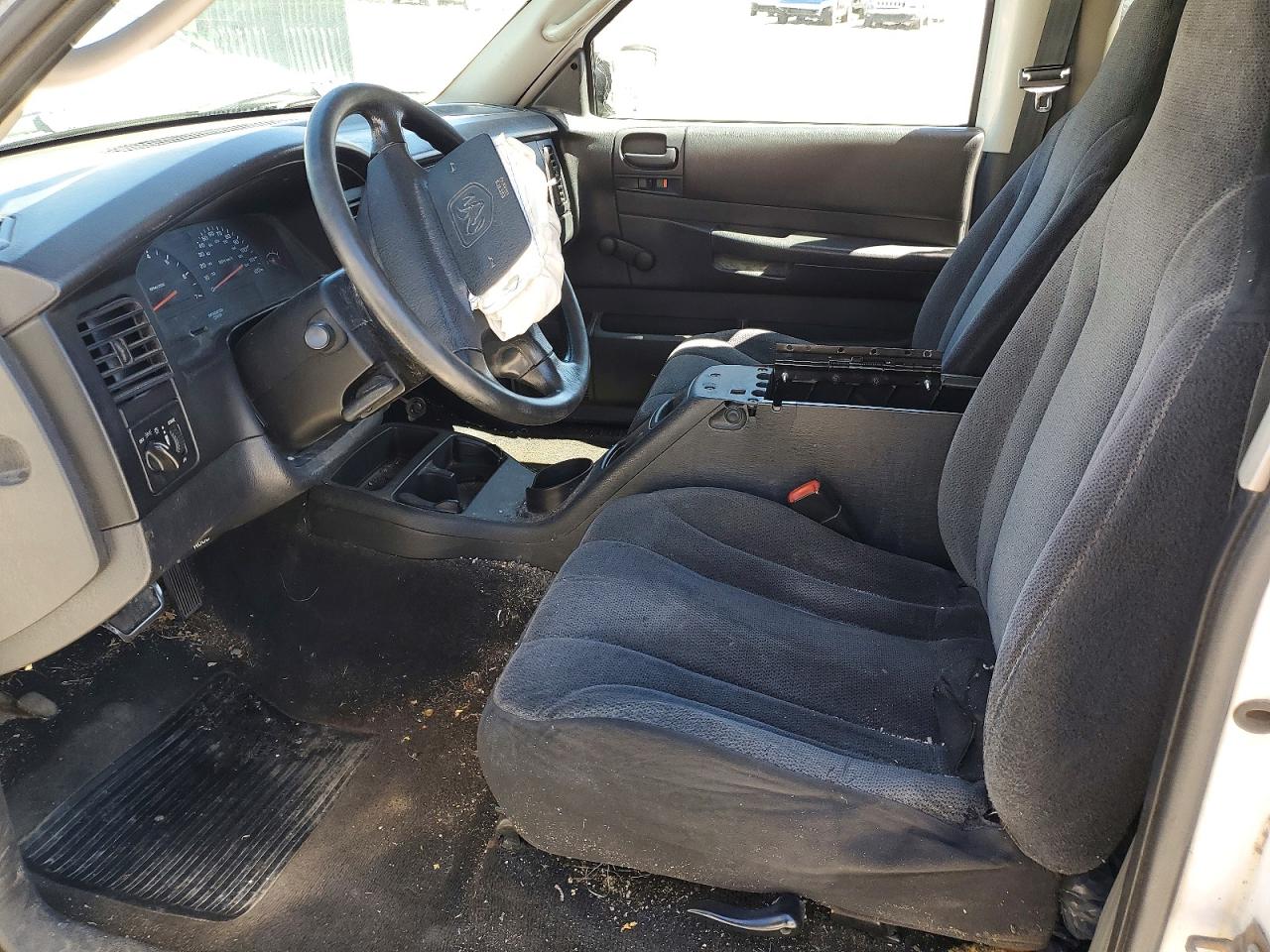 Dodge Dakota Sxt