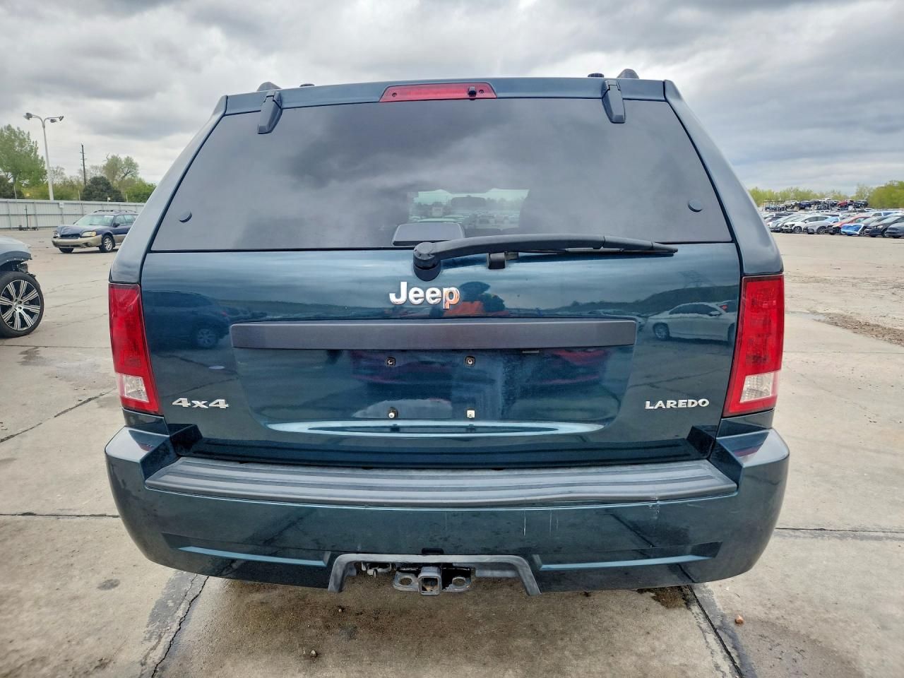 Jeep Grand Cherokee Laredo