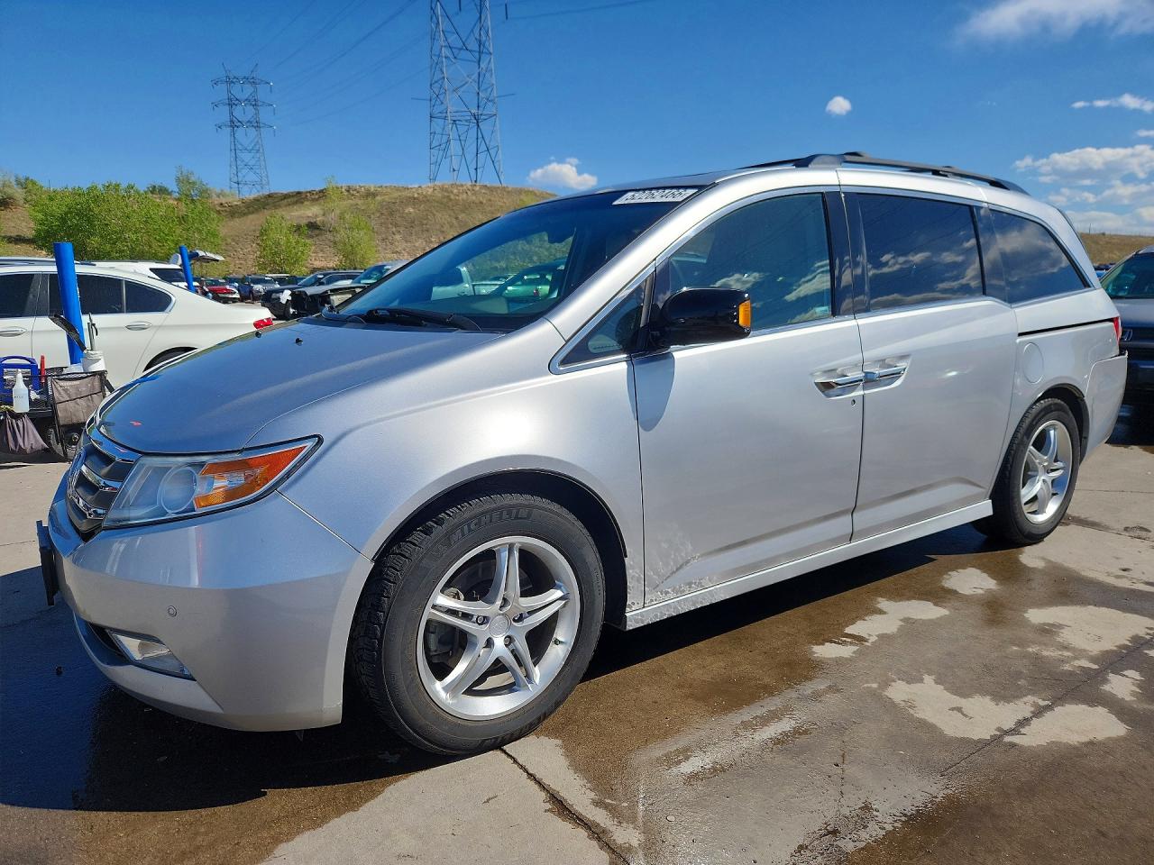 Salvage Honda Odyssey Image