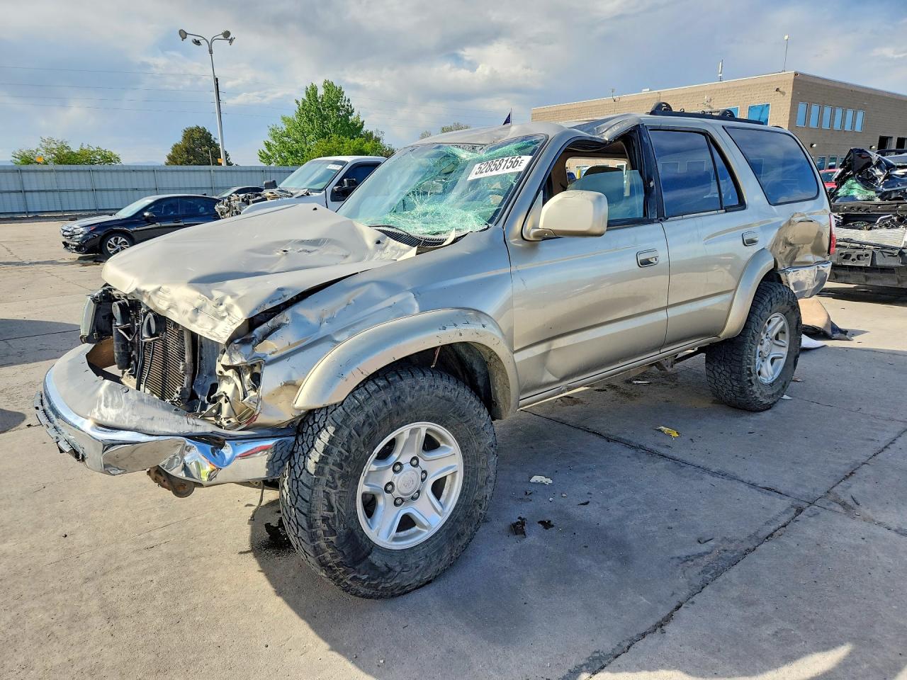 Salvage Toyota 4Runner Image