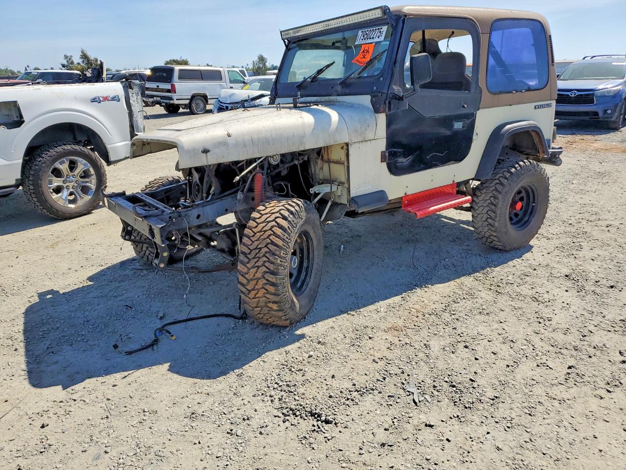 Salvage Jeep Wrangler Image
