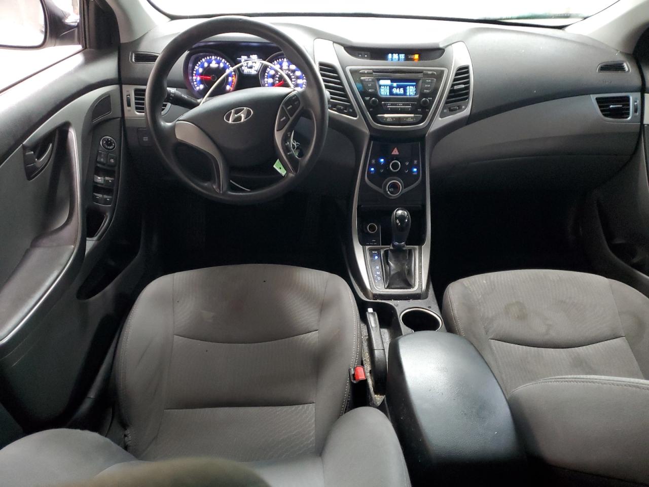 Hyundai ELANTRA Se