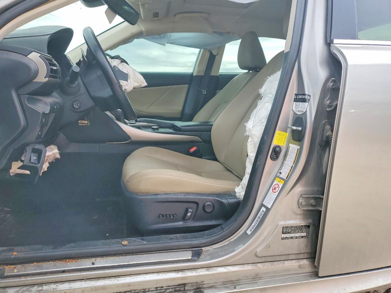 Lexus Is 200t