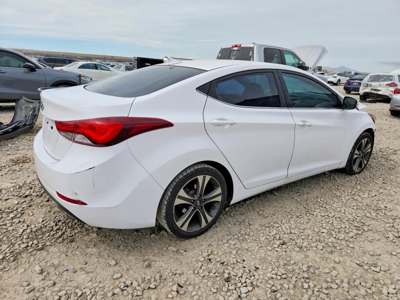 Hyundai ELANTRA Sport