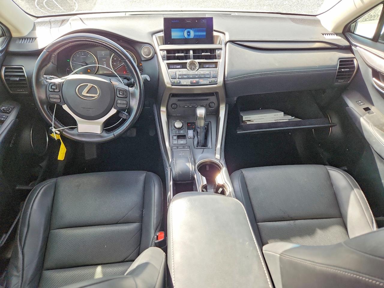 Lexus NX Base